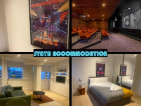 80s RETRO 1Bed Studio Apartment Private Free GYM & CINEMA Wembley Park London Perfect for Solo & Coupled Travellers, London
